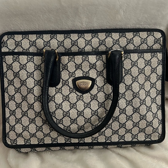 Gucci Authentic Vintage Tote 🔥 - Picture 3 of 17